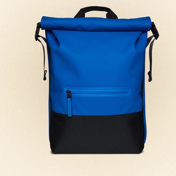 RAINS Trail Rolltop Backpack in Waves NWT - Picture 2 of 8